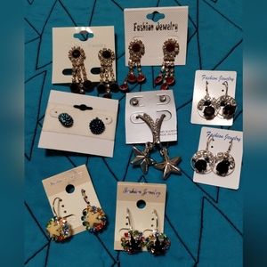 New Bundle of beautiful 8 pairs of earrings - #072‎